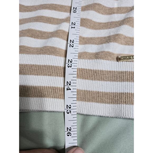 Tommy Hilfiger large women's tan and cream colored striped turtle neck sweater - Picture 11 of 11